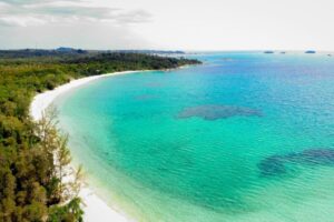 Penerbangan Internasional Mendarat Lagi di Tanjung Kelayang, Belitung