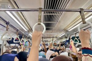 ASN WFH Tiap Jumat, Jumlah Penumpang KRL Turun 9 Persen