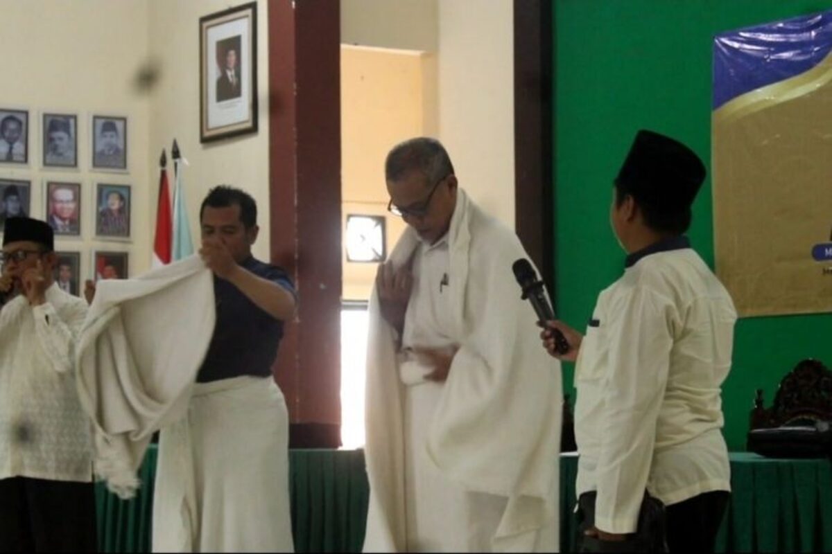 8 Calon Jemaah Haji Cadangan Asal Sumenep Berangkat Lebih Dulu Dari Jemaah Reguler