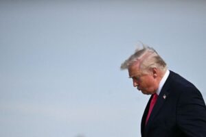 Bukan karena Negosiasi, Ini Alasan Sebenarnya Trump Batalkan Project Freedom