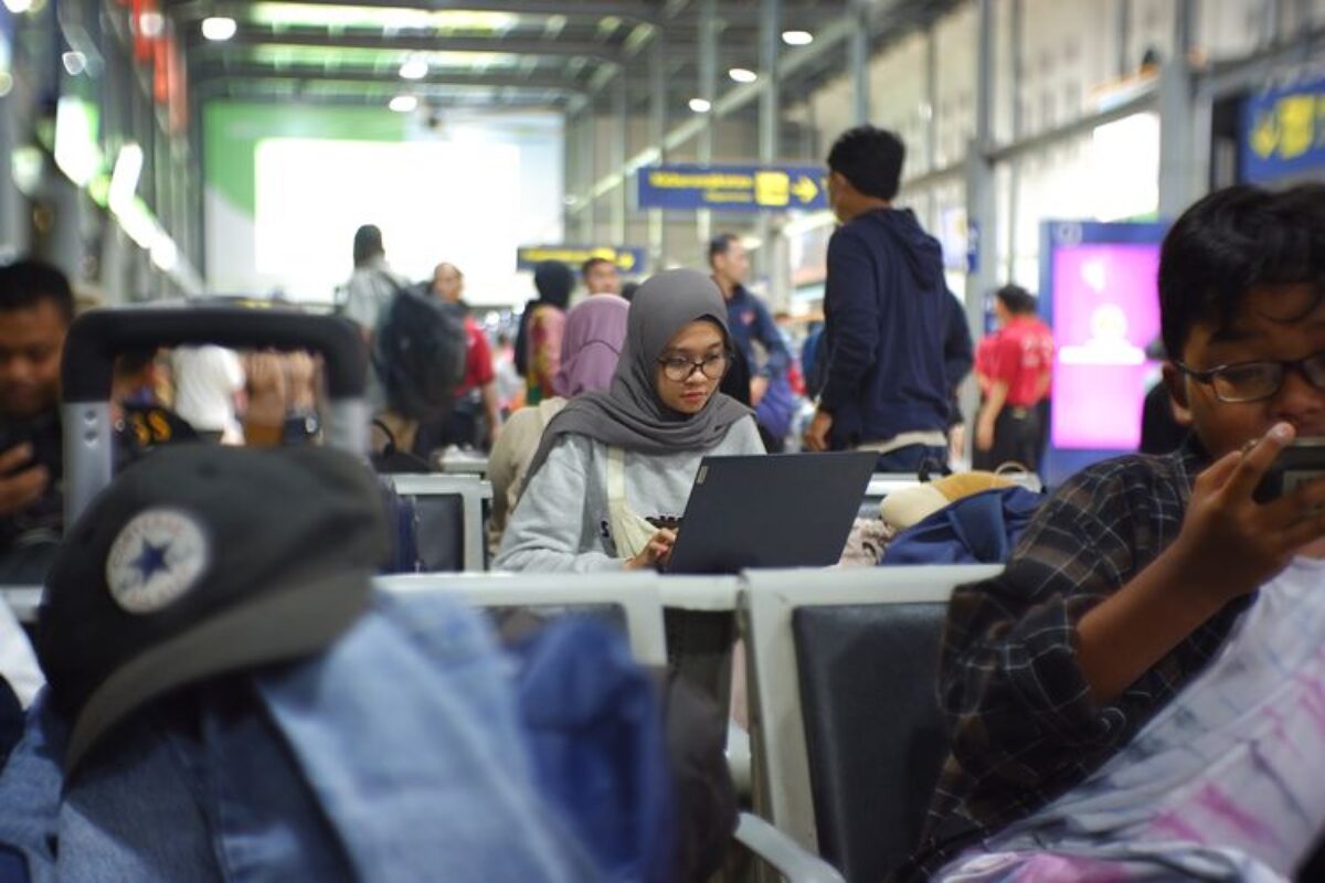 Ada Apa Dengan Gen Z, Ogah Loyal Dan Emoh Naik Jabatan?