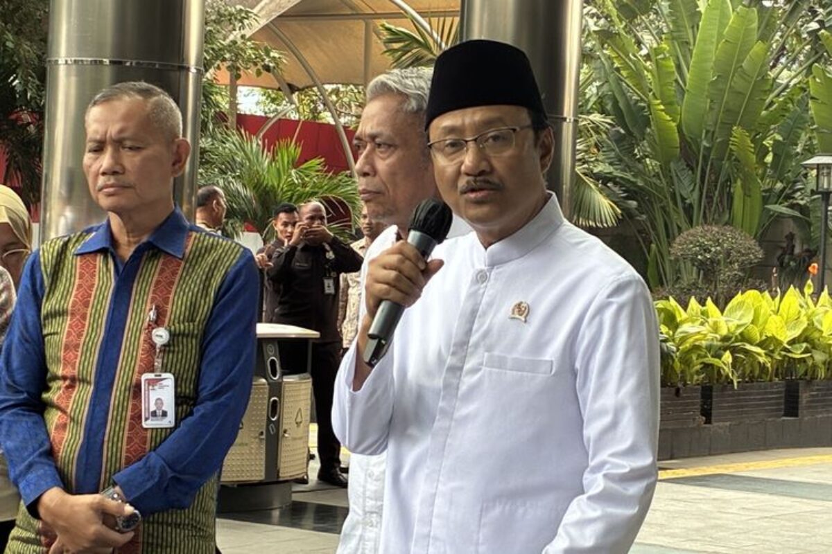 Mensos: Pengadaan Sepatu Rp 27 M Sudah Dilakukan Pada 2025, Tahun 2026 Belum Dilelang