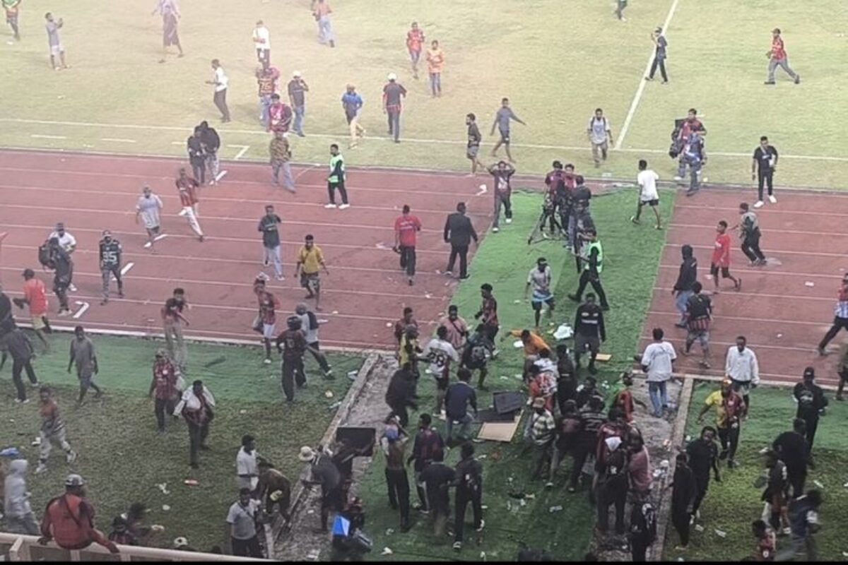 Persipura Kalah, Suporter Ricuh Dan Rusak Sejumlah Fasilitas