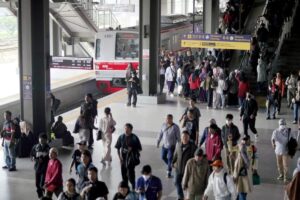 WFH ASN Tiap Jumat: Stasiun KRL Lebih Lengang, Pengguna Turun 9 Persen