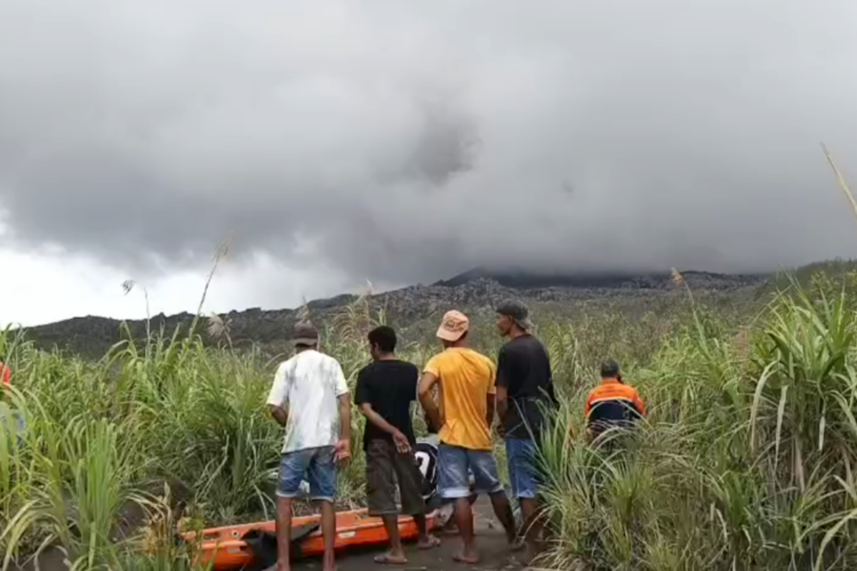 Gunung Dukono Masih Berstatus Waspada, Pvmbg Imbau Tak Ada Aktivitas Di Sekitar Kawah