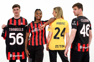 AC Milan Pakai Jersey Spesial Lawan Atalanta, Persembahan buat Ibu